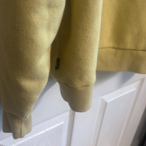 Vans oversized yellow sweatshirt size medium - Picture 9 of 9